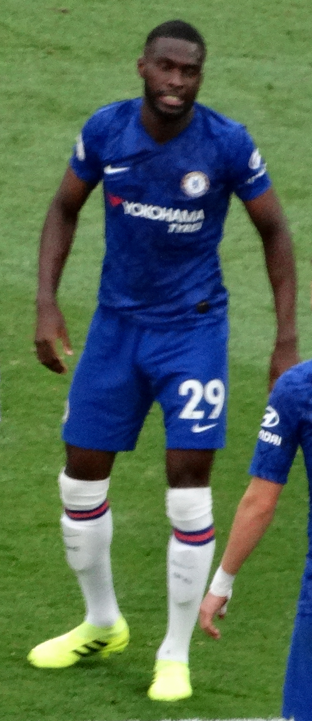 Fikayo Tomori thời còn khoác áo Chelsea