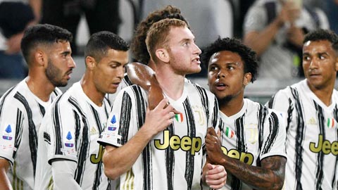 Dejan Kulusevski ra mắt Juventus 