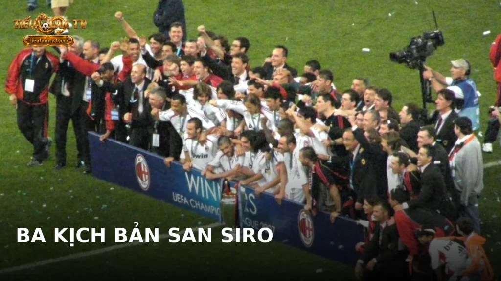 Ảnh tư liệu AC Milan ăn mừng trong một trận đấu
